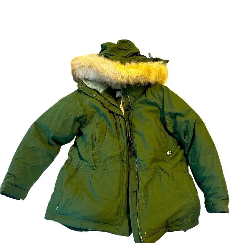 L.L bean women down jacket size M